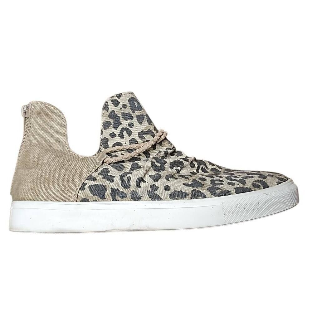 Very G Leopard Print High-Top Sneaker with Back Zipper Size 11
